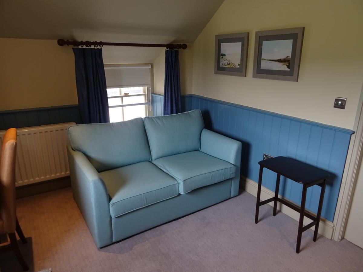 The Groes 4*