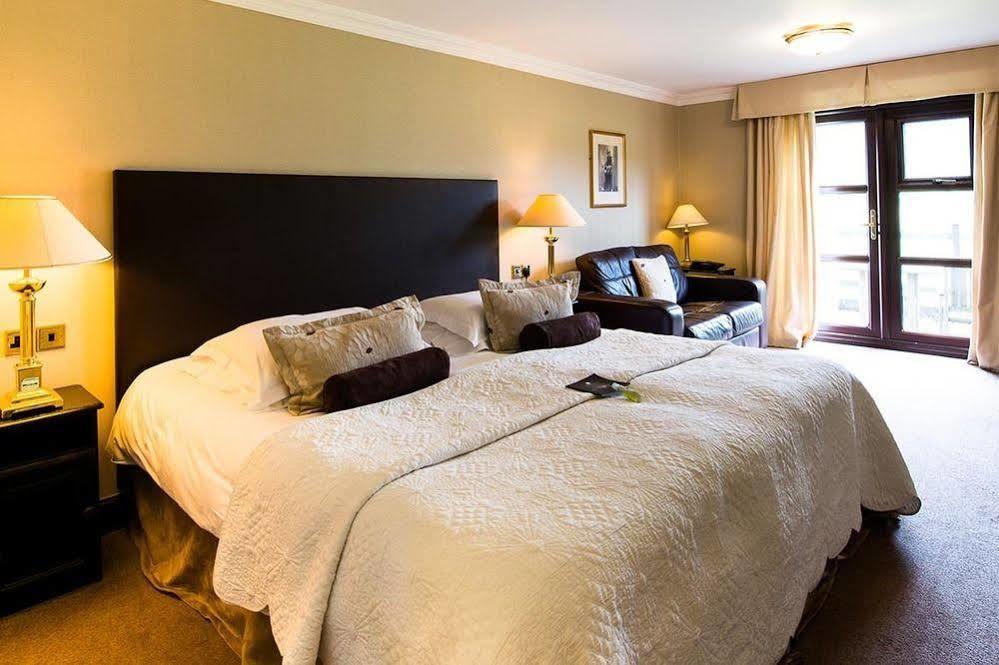 The Groes 4*