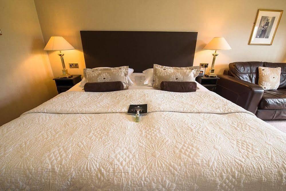 The Groes 4*